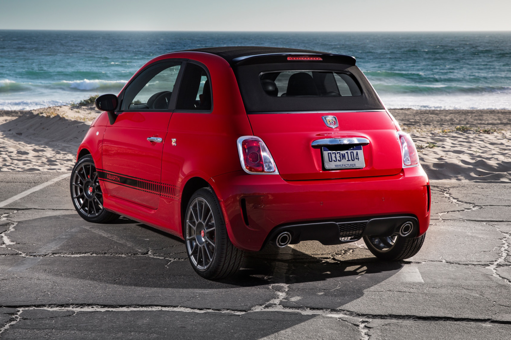 Fiat 500 Vermelho Praia